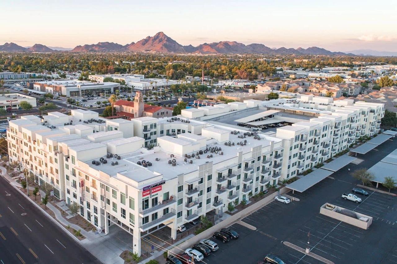 Paradise Cozysuites Under The Palms With Jacuzzi 18 Phoenix Exterior photo